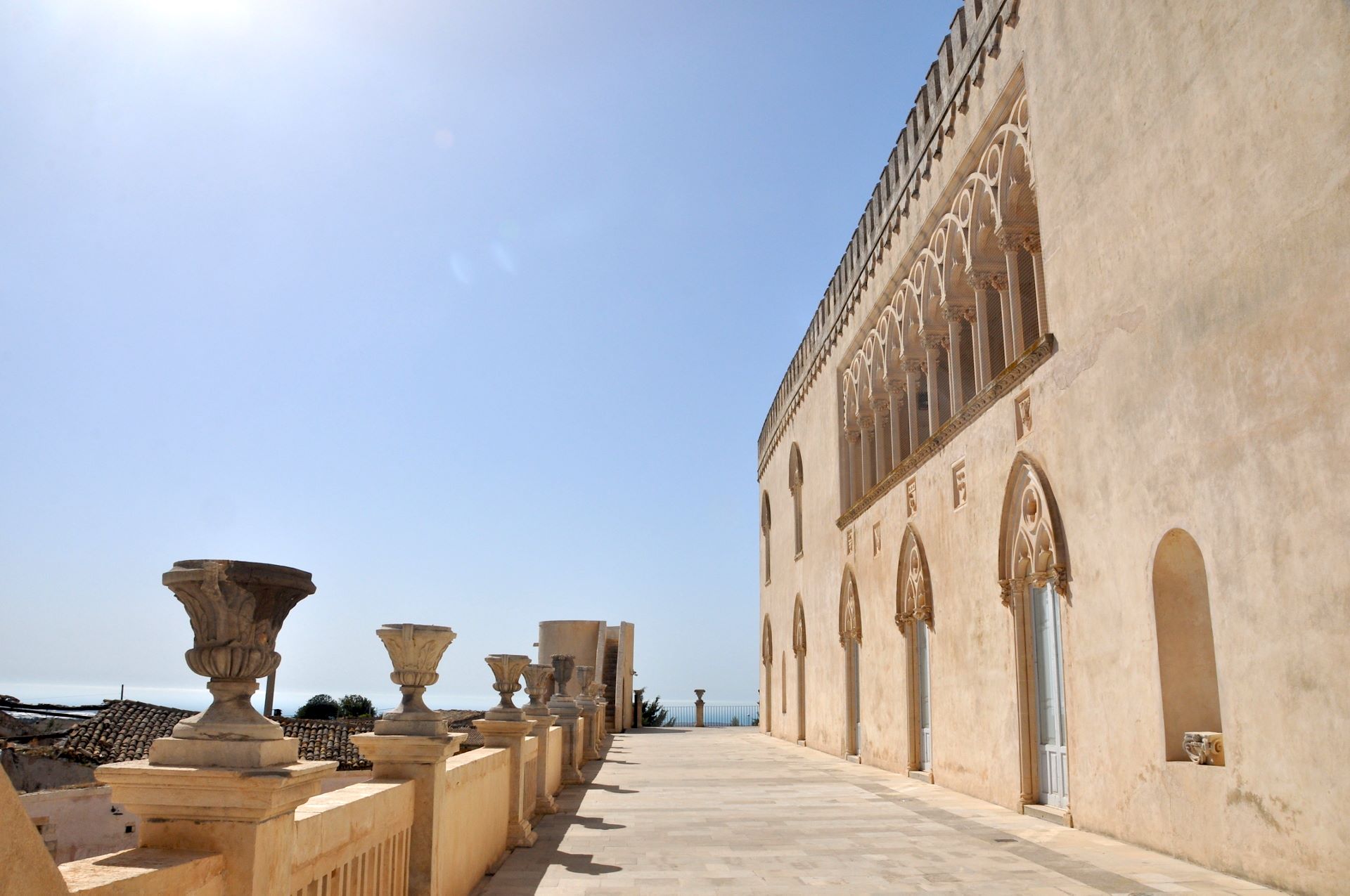 Castello di Donnafugata (Photo license: CC BY 2.0)